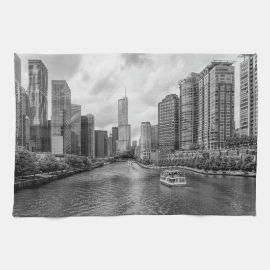Chicago River und Trump Tower Grayscale Geschirrtuch (Horizontal)