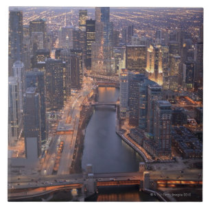 Chicago River und Trumpf-Turm von oben Fliese