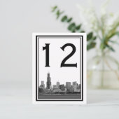 Chicago Skyline Etched Gerahmte Tischnummer (Stehend Vorderseite)