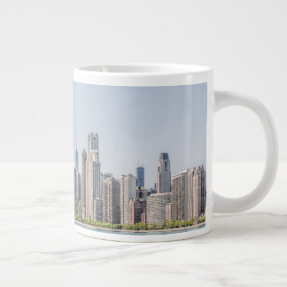 Chicago Skyline mit Lake Michigan Jumbo-Tasse