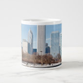 Chicago-Skyline über gefrorenem Michigansee Jumbo-Tasse (Vorderseite)