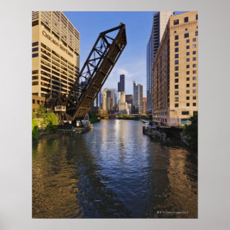 Chicago Skyline von der Kinzie St Bridge Poster