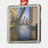 Chicago-Skyline von der Kinzie St.-Brücke Ornament Aus Metall (Links)