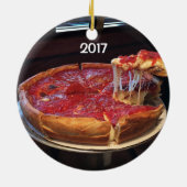 Chicago Style Deep Dish Keramik Ornament (Hinten)