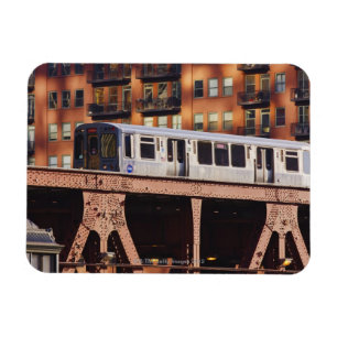 Chicago-Zug bei Riverbend Magnet