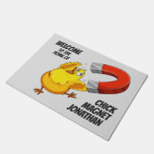Chick Magnet individuelle Name Fußmatte (Schrägansicht)