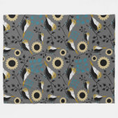 Chickadee Blume Berries Aquamarin Fleecedecke (Vorderseite (Horizontal))