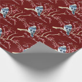 Chickadee in Weihnachtsberries Geschenkpapier (Ecke)