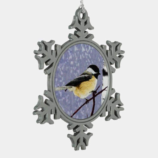 Chickadee Schneeflocken Zinn-Ornament (Links)
