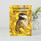 Chickadee und Blume Sommersonnenwende Einladung (Stehend Vorderseite)