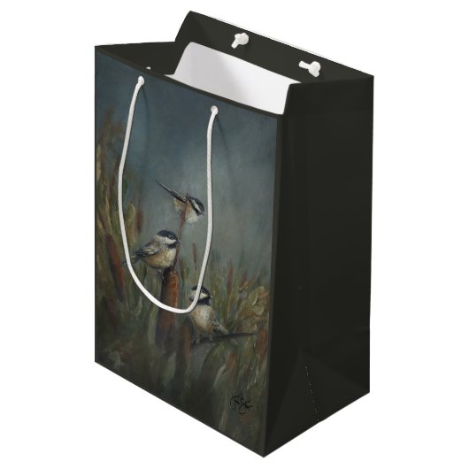 Chickadees Teich Mittlere Geschenktüte (Vorderseite Schrägansicht)