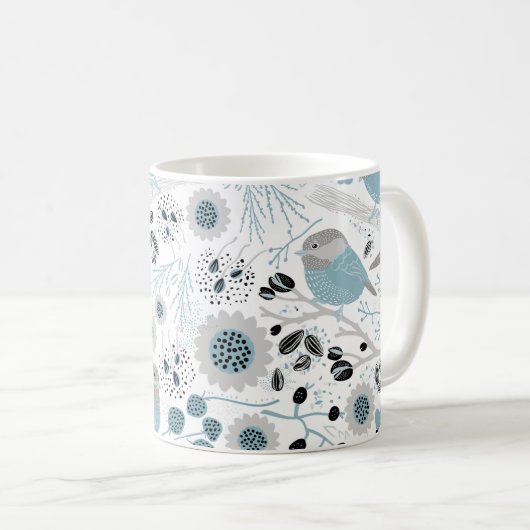 Chickadevögel Niedlich Blaue graue Blume Berries Kaffeetasse (VorderseiteRechts)