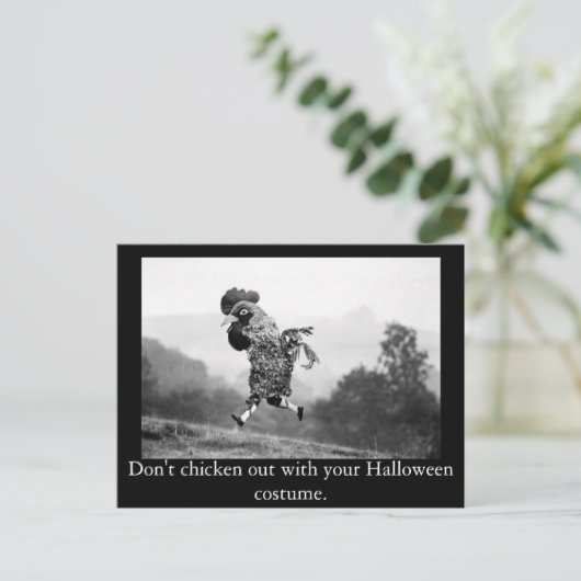 Chicken Out Halloween Postkarte (Stehend Vorderseite)