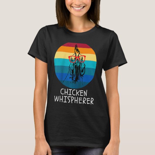 Chicken Whisperer with Retro Sunset  Backyard Chic T-Shirt (Vorderseite)