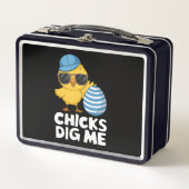 Chicks Dig Me Osterfest Die sonnige Eierjagd Metall Brotdose (Vorderseite)