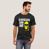 Chicks Dig Me Sonnenbrille Coole Kleinkinder Oster T-Shirt (Vorne ganz)