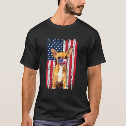 Chihuahua American Flag Hund trägt Gesichtsmaske 4 T-Shirt (Vorderseite)