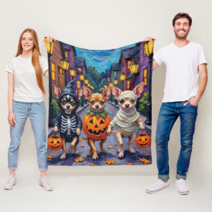 Chihuahua beim Trick-or-Treat in Halloween-Kostüme Fleecedecke