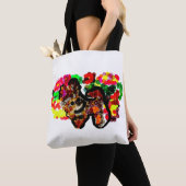Chihuahua-Blumen Tasche (Von Nahem)