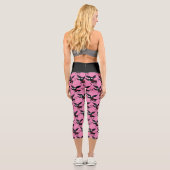 CHIHUAHUA DOG CARTOON STYLE CAPRI LEGGINGS (Rückseite)