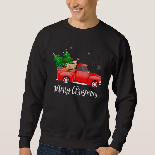 Chihuahua Dog Riding Red Truck Weihnachten Sweatshirt (Vorderseite)