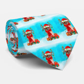 Chihuahua im Schnee mit Weihnachtsgeschenken Krawatte (Gerollt)