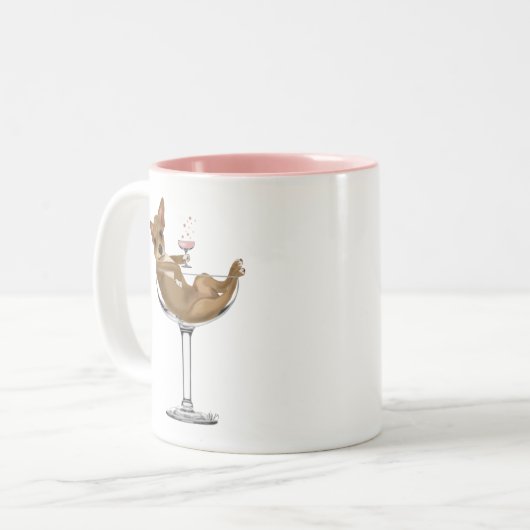 Chihuahua in Cocktailglas Zweifarbige Tasse (Vorderseite Links)