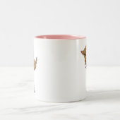 Chihuahua in Cocktailglas Zweifarbige Tasse (Mittel)