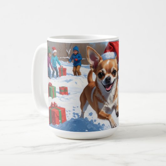 Chihuahua läuft in Schnee mit Weihnachtshut Kaffeetasse (Vorderseite Links)
