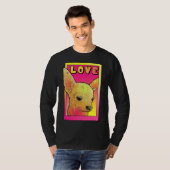 Chihuahua Liebe Rosa und Gelb Pop Kunst T-Shirt (Vorne ganz)