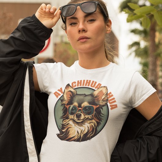 Chihuahua mit langhaariger Sonnenbrille T-Shirt