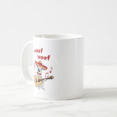 Chihuahua spielt Gitarre. Funny Dog Kaffeetasse (Vorderseite Links)