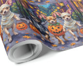 Chihuahua Trick-or-Treating in Halloween-Kostümen Geschenkpapier (Rolleneckpunkt)
