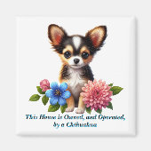Chihuahua Welpe mit dekorativen Blume Magnet (Vorne)