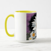 Chihuahua Welppy und Daisy Blume Tasse (Links)