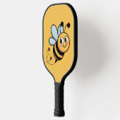 Child-Friendly Bee Mascot with Dotted Trail Pickleball Schläger (Links)