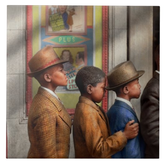 Children - In line to see a Motorrad 1941 Fliese (Vorderseite)