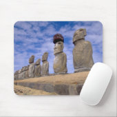 Chile, Osterinsel. Das 15 Moais bei Ahu Mousepad (Mit Mouse)