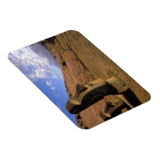 Chile, Osterinsel. Hillside mit Moai Magnet (Rechte Seite)