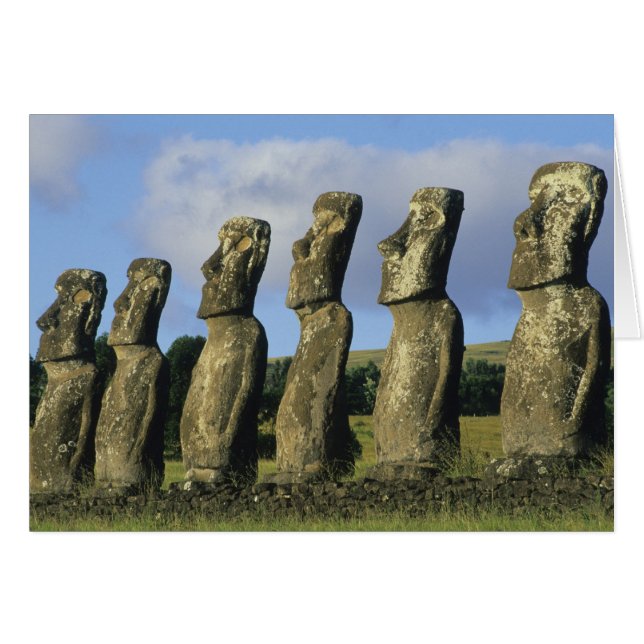 Chile, Osterinsel, Rapa Nui, Ahu Akivi (Vorderseite (Horizontal))