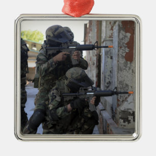 chilenische Marines Ornament Aus Metall