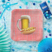 Chili Hot Dog und Bier auf Gingham Pappteller (Party)