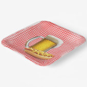 Chili Hot Dog und Bier auf Gingham Pappteller (Gewinkelt)