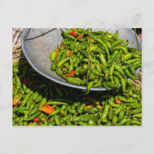 Chilis auf dem Markt zum Verkauf Postkarte