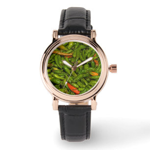 Chilis zum Verkauf auf dem Markt Armbanduhr