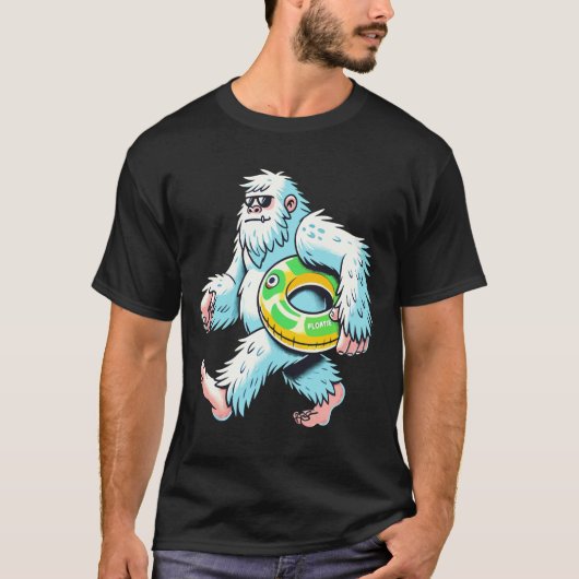 Chill Bigfoot: Summer Yeti mit Floatie Design T-Shirt (Vorderseite)