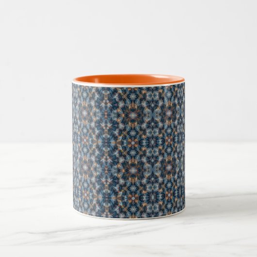 Chill Blue Vibes Zweifarbige Tasse (Mittel)