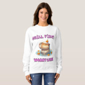 Chill First Worry Later - Funny Relax Capy Design Sweatshirt (Vorne ganz)