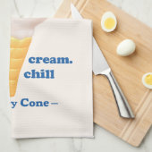 Chill Float Mode: Not Just Cream Dog Ice Cream Geschirrtuch (Viertel Falte)