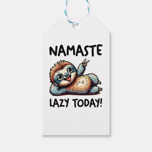 Chill Sloth Namaste Lazy Vibes Geschenkanhänger (Vorderseite)